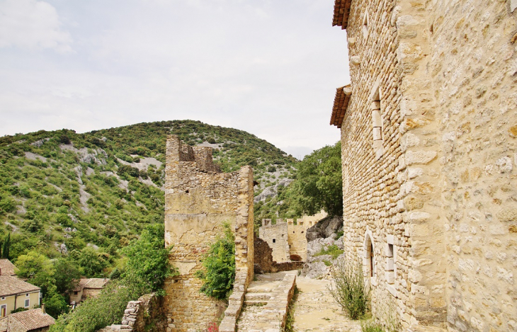 Le Château ( ruines ) - Saint-Montan