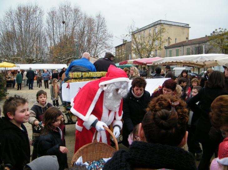 Le Marché de Noël - Saint-Paul-le-Jeune