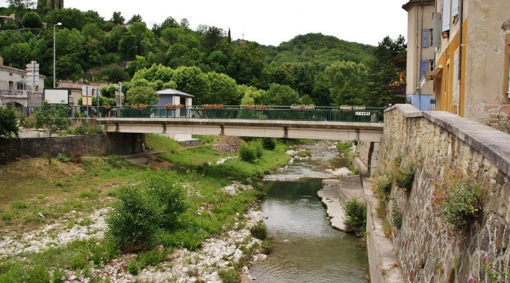 Pont sur Le Roubion - Bourdeaux