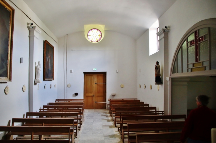 <<-église St Honoré - Fay-le-Clos
