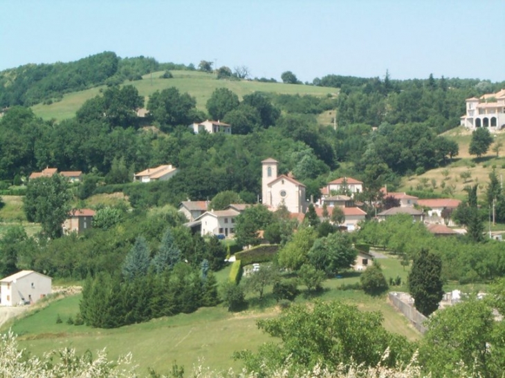 Village - Geyssans