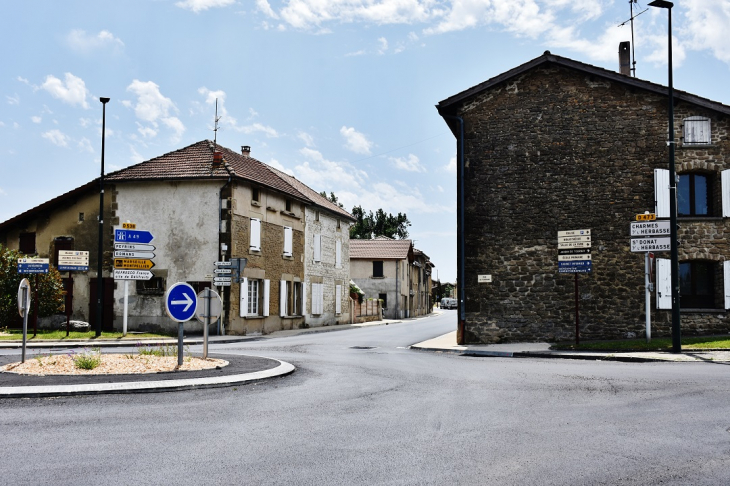 La Commune - Margès