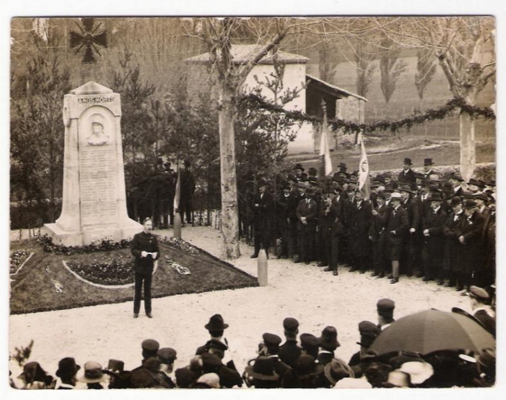 Inauguration en 1923 du monument aux morts - Mercurol