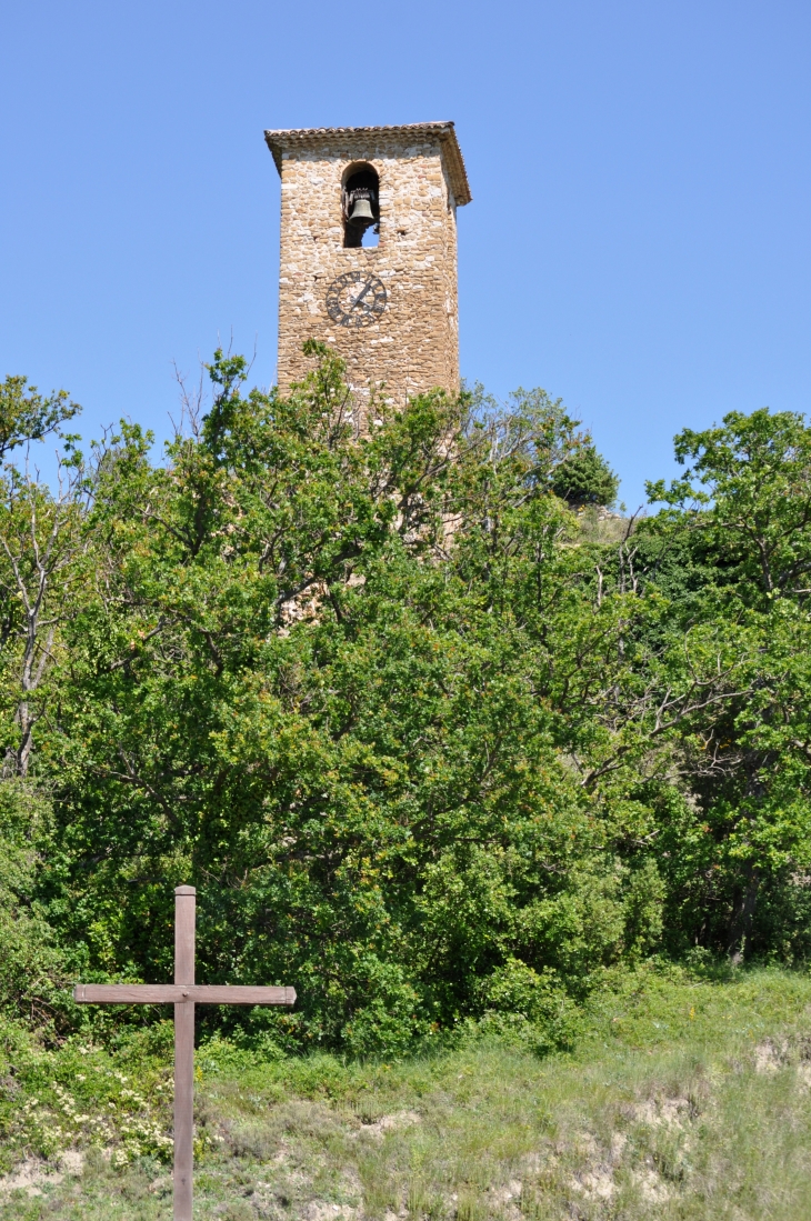 Le clocher du village - Piégon