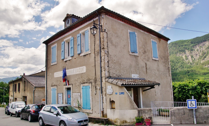Ponnet ( Mairie-école ) - Ponet-et-Saint-Auban