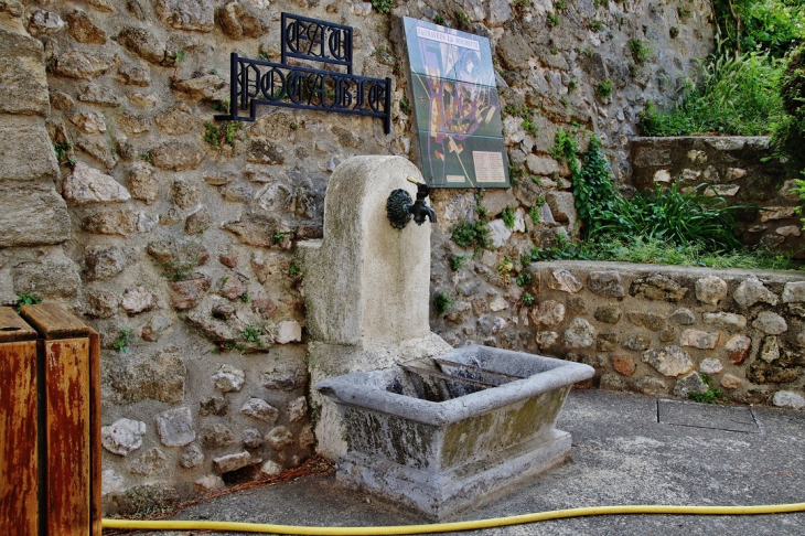 Fontaine - Vaunaveys-la-Rochette