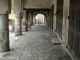 Photo suivante de Alby-sur-Chéran Sous les arcades de la place médiévale