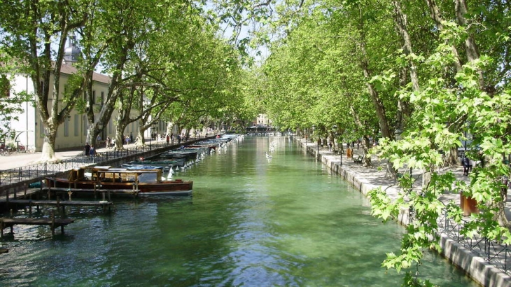 LE PONT DES AMOURS - Annecy