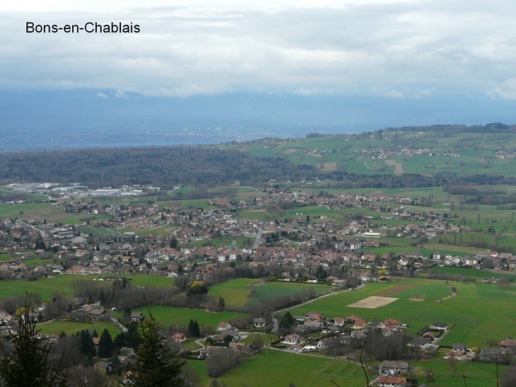 Le village - Bons-en-Chablais