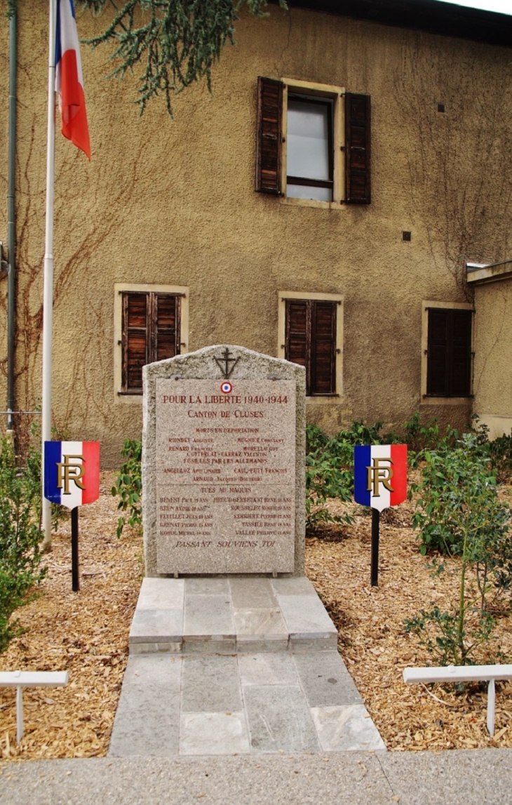 Monument-aux-Morts - Cluses