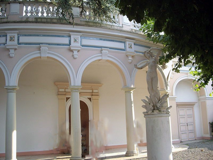 L'ancienne buvette de la source Cachat - Évian-les-Bains