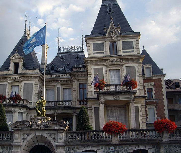 L'hôtel de ville - Évian-les-Bains