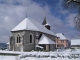 L'église entourée du cimetière