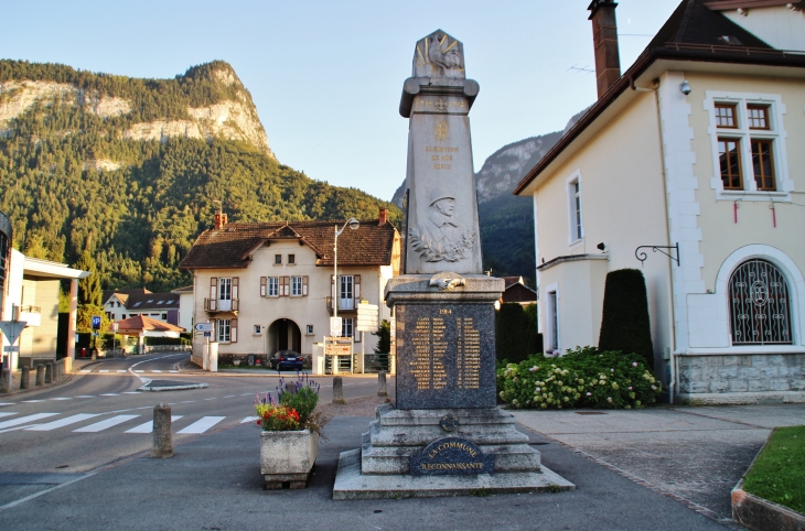 Monument-aux-Morts - Scionzier