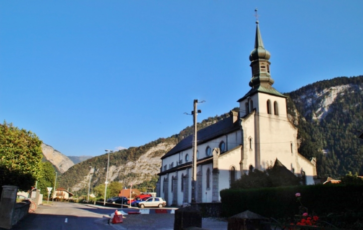 <église Saint-Pierre - Scionzier
