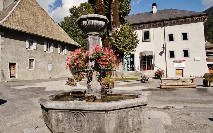 Fontaine - Sixt-Fer-à-Cheval
