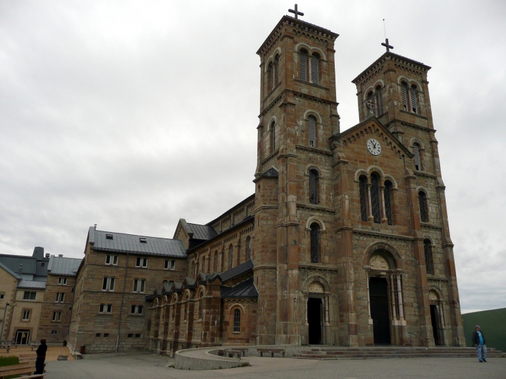 Notre Dame de la Salette - La Salette-Fallavaux