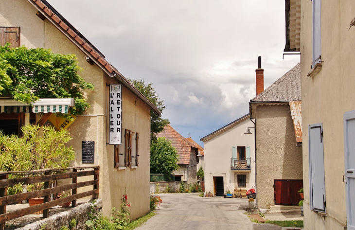 La Commune - Le Monestier-du-Percy