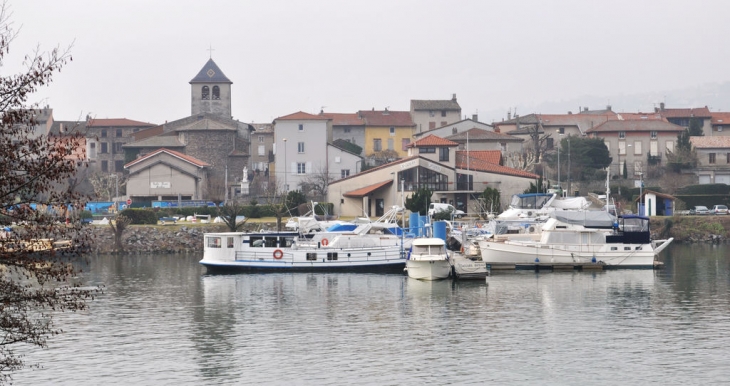Le Port de Plaisance - Les Roches-de-Condrieu