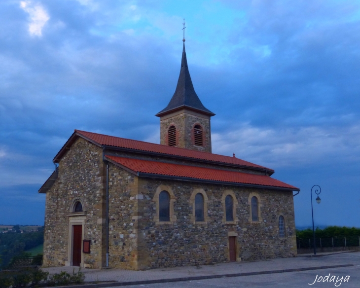 Saint-Agnin-sur-Bion. L'église.