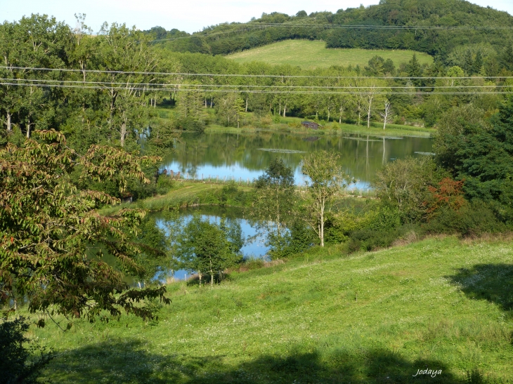 Sainte-Anne-sur-Gervonde. Douceur de vivre.