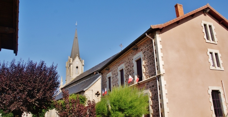 Mairie et église St Paul - Changy