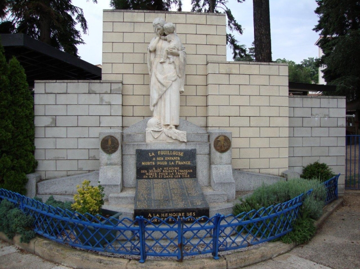 La Fouillouse (42480) monument aux morts
