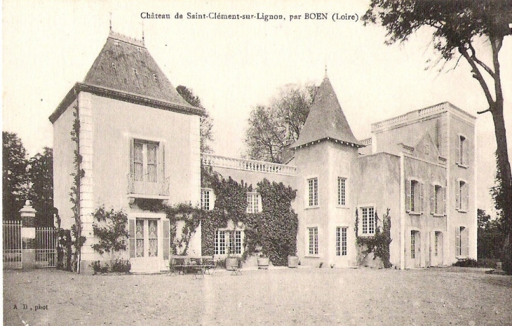 Le château de Saint Clément avant qu'il ne brûlat ... - Montverdun