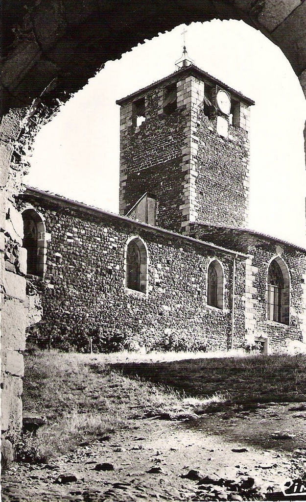 L'église de Saint Porcaire avant sa restauration ... - Montverdun