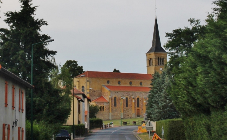   église Saint-Pierre - Noailly