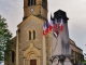 Photo suivante de Noailly    église Saint-Pierre et le Monument-aux-Morts