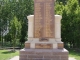 Pouilly-sous-Charlieu (42720) monument aux morts