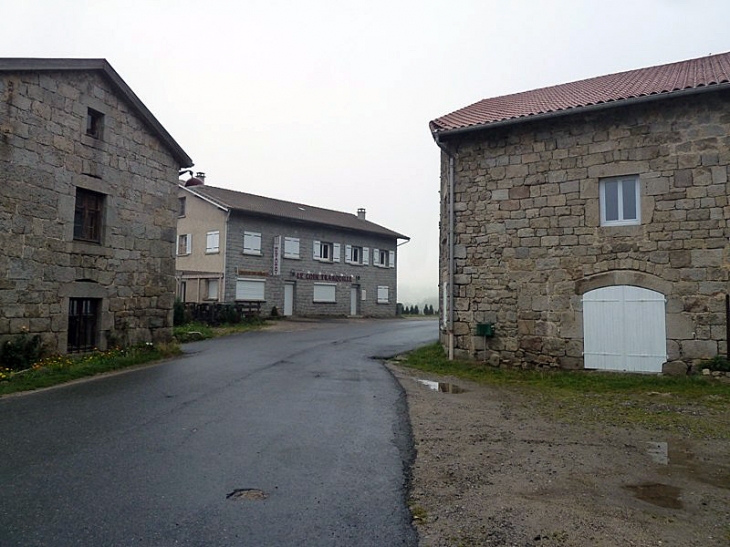 Dans le village - Saint-Régis-du-Coin