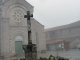 Photo suivante de Saint-Régis-du-Coin la croix devant l'église
