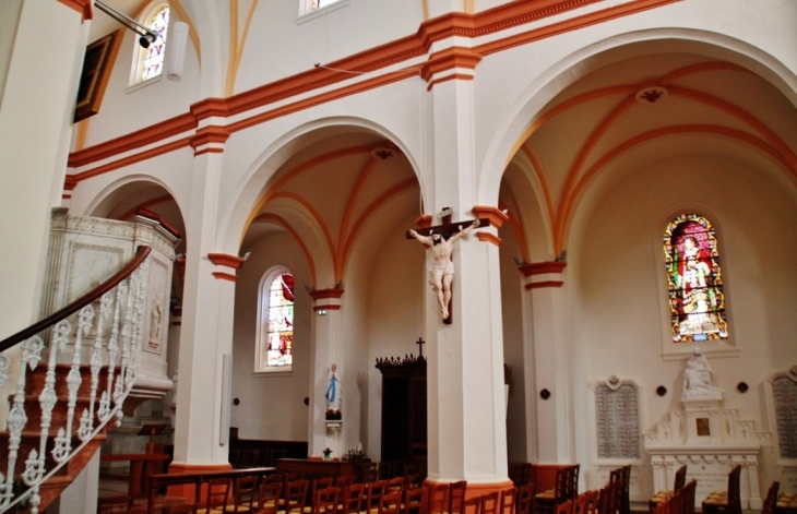 :église St Romain - Saint-Romain-la-Motte