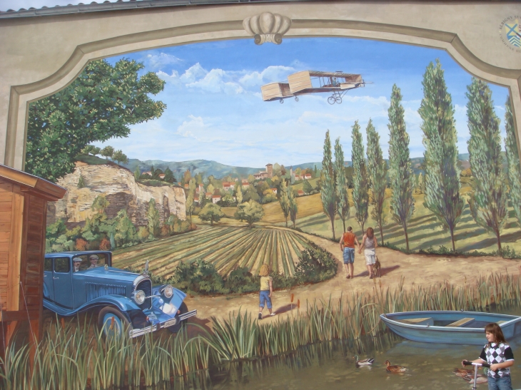 Fresque du quartier de Villevert représentant le patrimoine de la commune (château, Saône, pionniers de l'aviation, etc...) - Albigny-sur-Saône