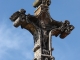 Croix près de la Chapelle Saint-Roch et du Cimetière