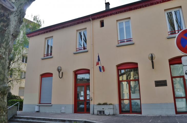 Maison des Associations  - Charbonnières-les-Bains