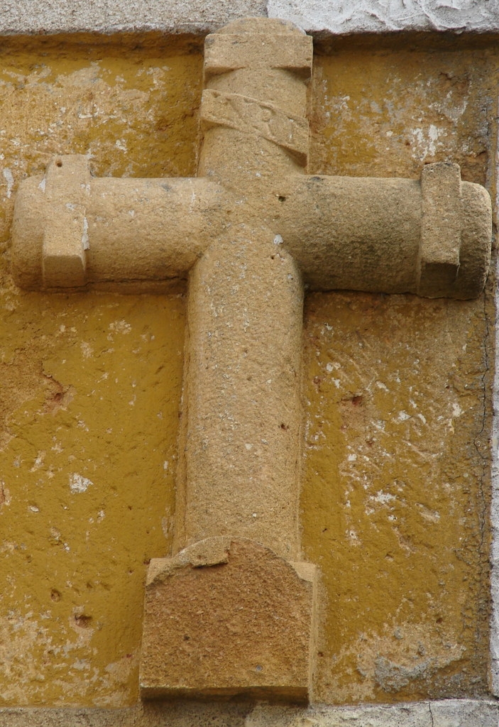 Croix murale - Frontenas