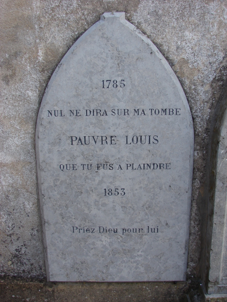 Pierre Tombale de Louis Charles de France (Louis XVII) - Gleizé