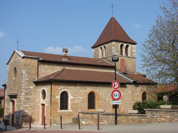 L'Eglise Saint-Pierre - Lachassagne