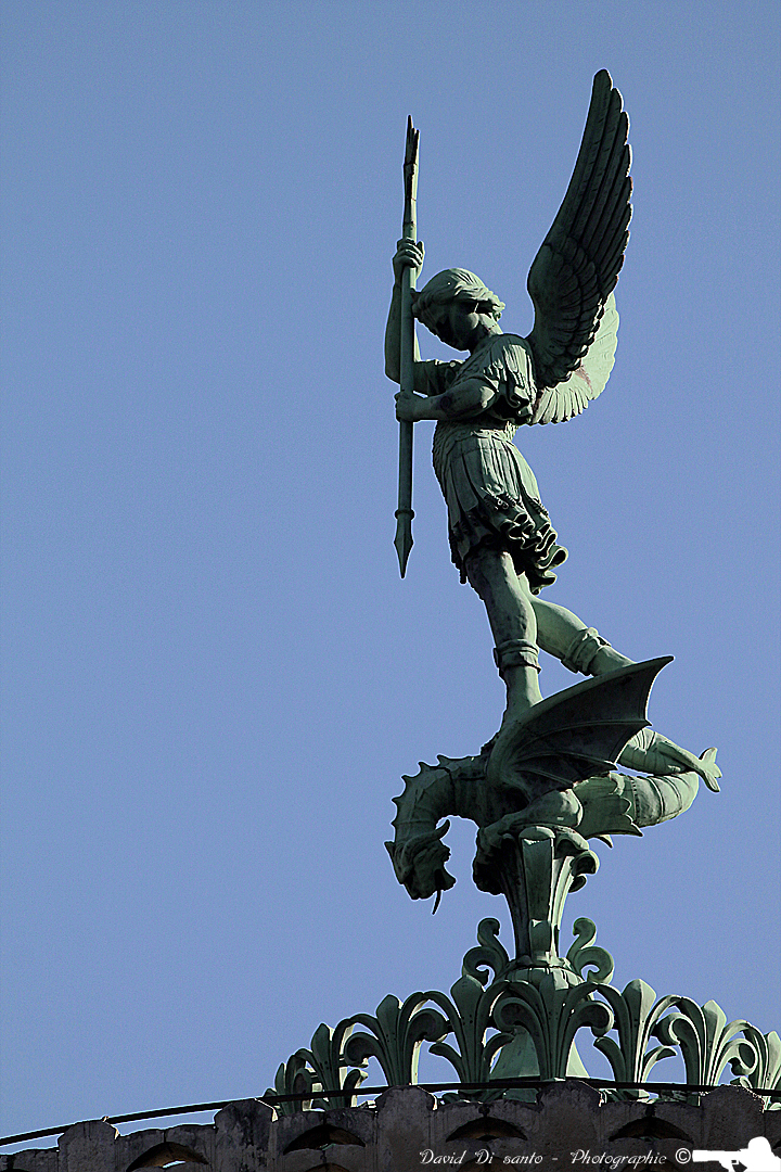 L'ange terrassant le dragon (basilique de Fourvière) - Lyon 5e Arrondissement