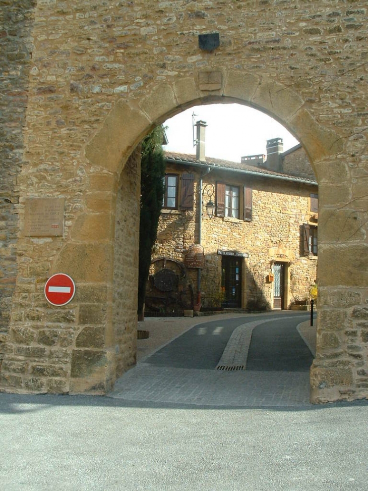 L'entrée du village - Oingt
