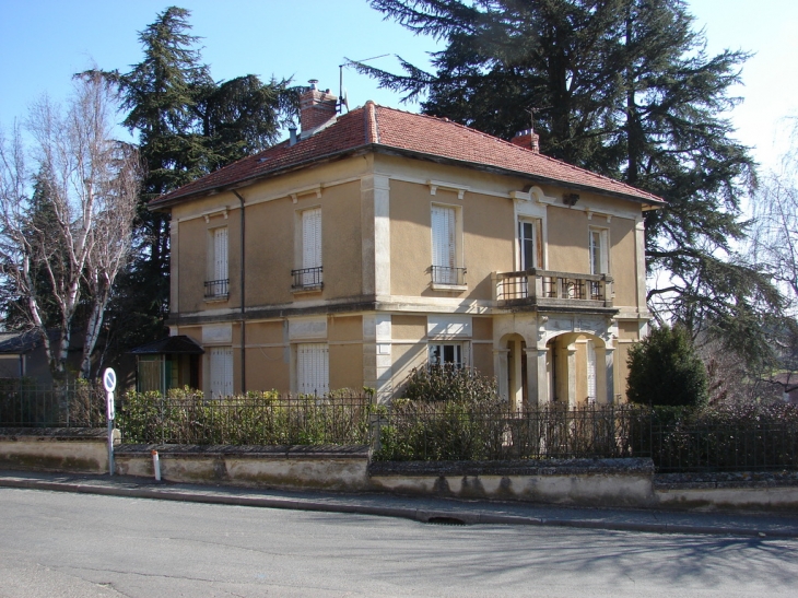 Une Maison de Caractère - Pollionnay