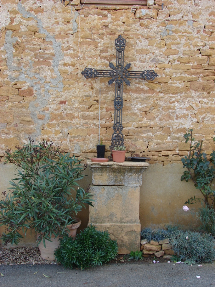La Croix aux Graves - Pouilly-le-Monial