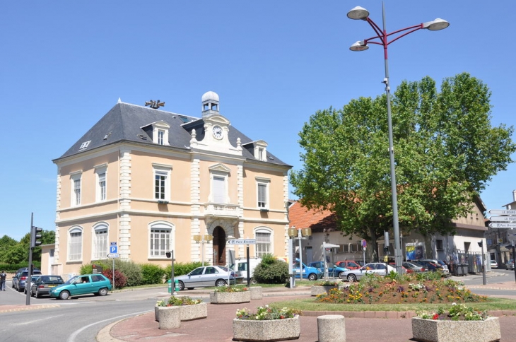 Ancienne Mairie au Centre de Rillieux Village - Rillieux-la-Pape