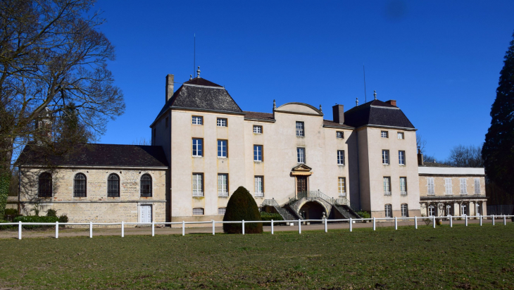 Château de l'Ecluse - Saint-Jean-d'Ardières