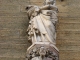 Vierge en façade de la Chapelle