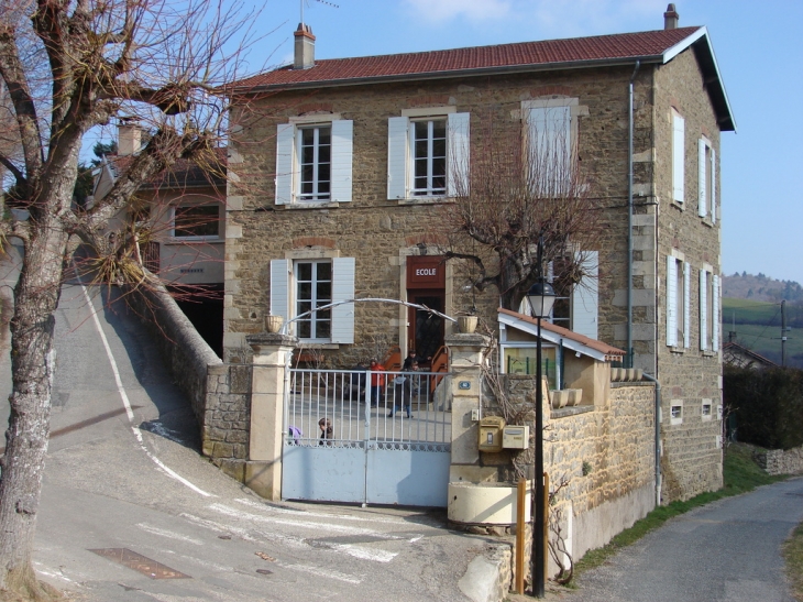 L'Ecole - Saint-Laurent-de-Vaux