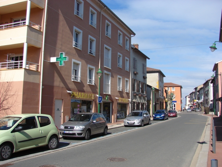 Les Commerces - Saint-Pierre-la-Palud